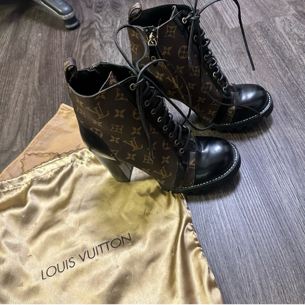 Louis Vuitton Black and Brown Lace Up Boots
